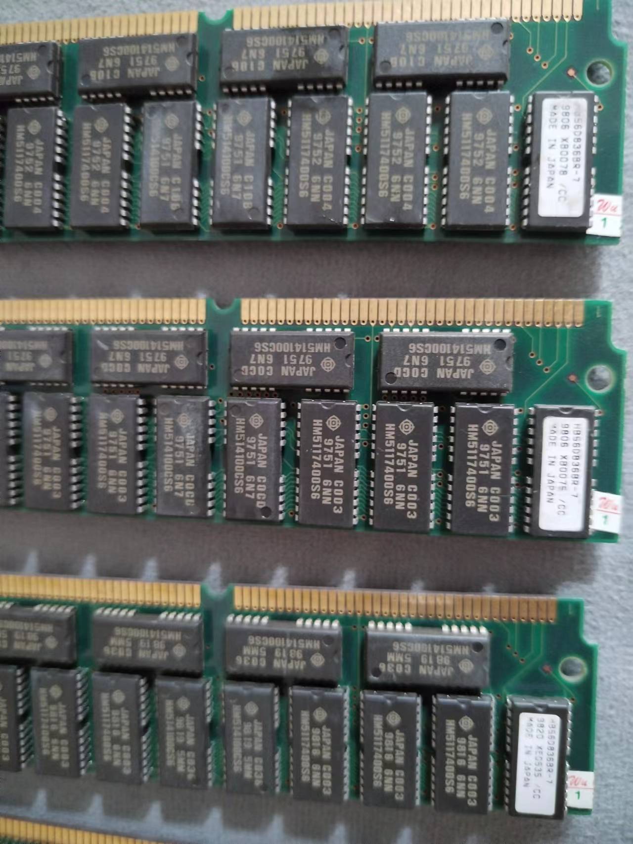 32M-72-FPM RAM-2.jpg